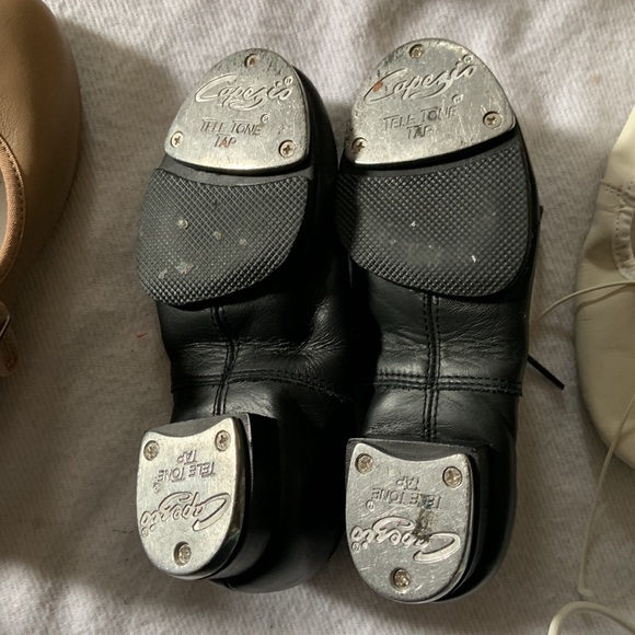 Capezio theatricals ABT tap and ballet shoes Balera CHILD L leotards RECITAL LOT - Picture 8 of 10